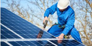 Installation Maintenance Panneaux Solaires Photovoltaïques à Langogne